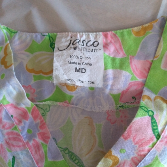 JASCO Nursing Nurse's Scrubs Scrub Top - Picture 3 of 4